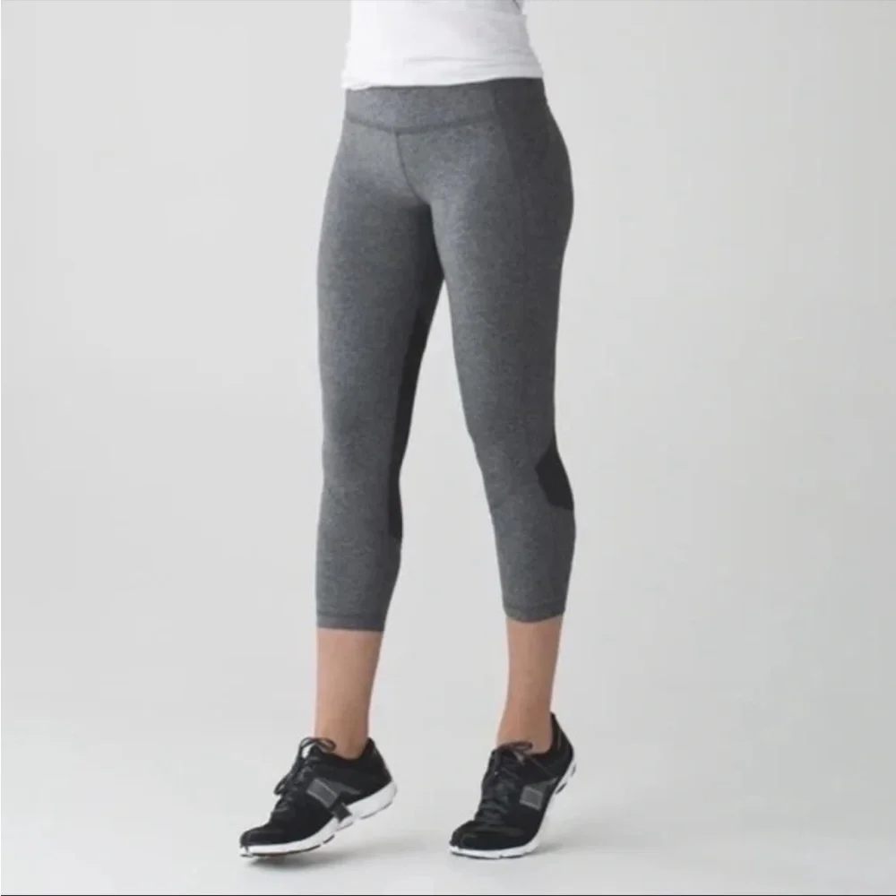 Lululemon Athletica Pace Rival Crop Heathered Black/ Gray Slate Leggings Size 2